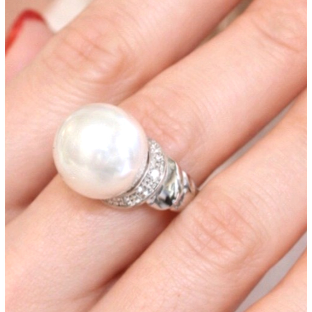 Faux‎ Pearl Rhinestone Sterling Silver Cocktail Ring Size 8 Chunky Ornate White